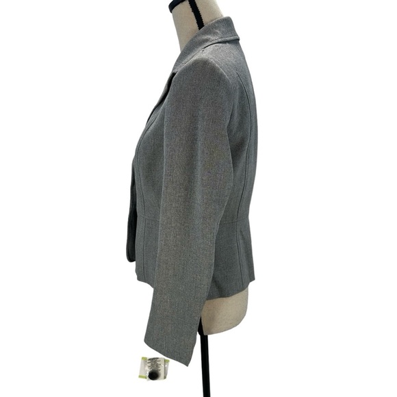 Kasper Long Sleeve 2-Button Blazer Suit Jacket - Grey / Black - size 4P - Picture 4 of 10